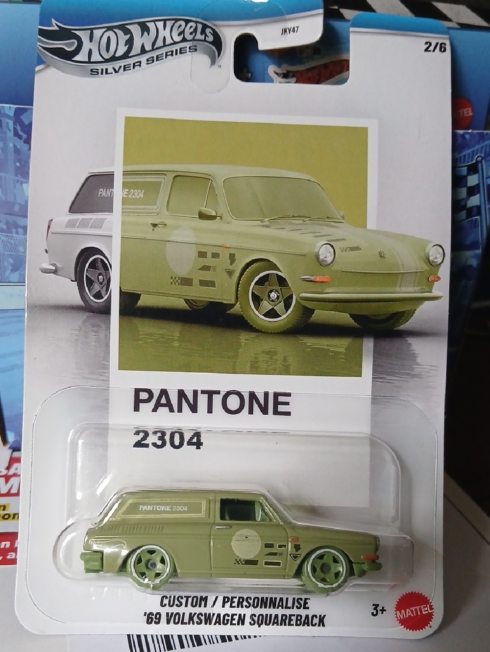 Hot Wheels Pantone 2304 '69 Volkswagen Squareback - Green